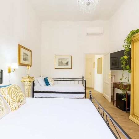 Gentile Suites - Private Rooms Рим Екстер'єр фото