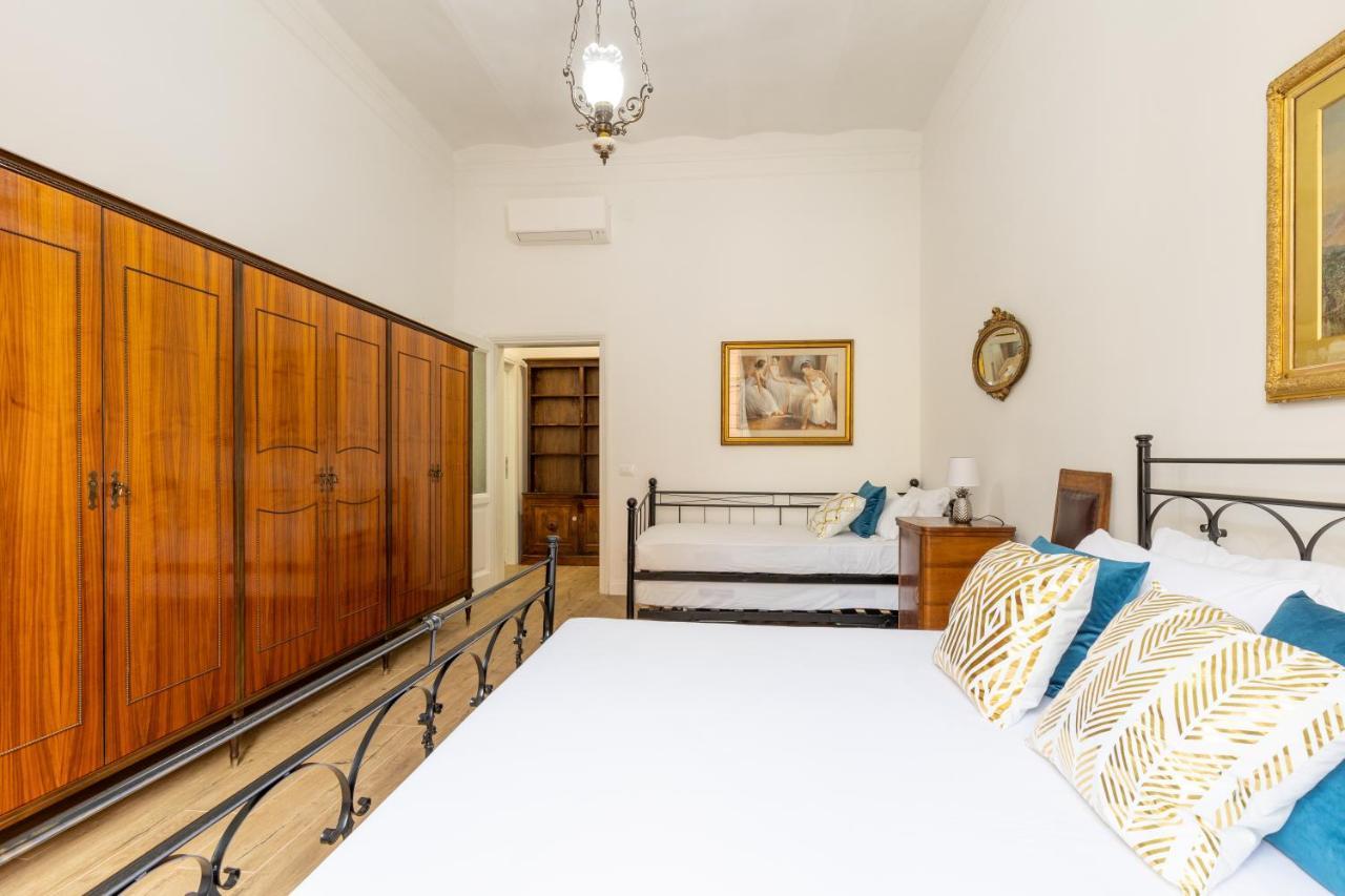 Gentile Suites - Private Rooms Рим Екстер'єр фото