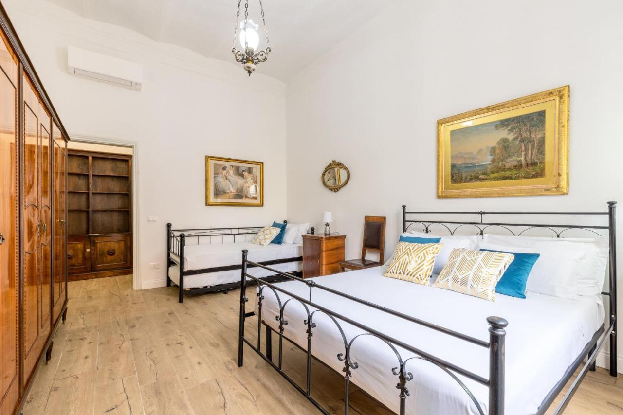 Gentile Suites - Private Rooms Рим Екстер'єр фото