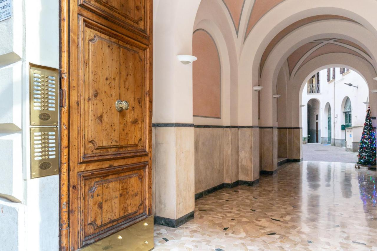 Gentile Suites - Private Rooms Рим Екстер'єр фото
